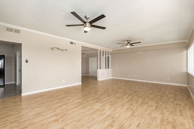 Building Photo - Renovated Urban Penthouse in Downtown Phoe...