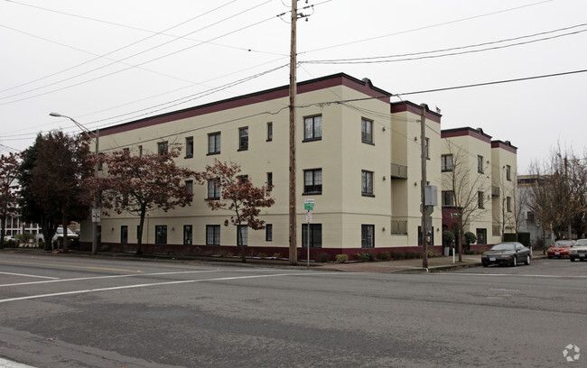 Building Photo - Fontana Court Apartments
