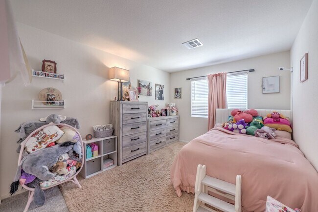 Building Photo - 6816 Citron Mist Ct