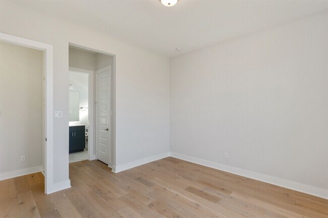 Building Photo - 21311 Blue Wood Aster Ct