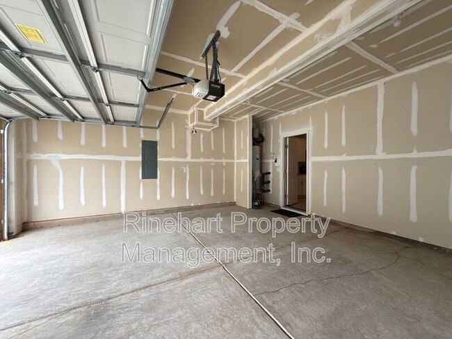 Building Photo - 328 Ginsberg Rd