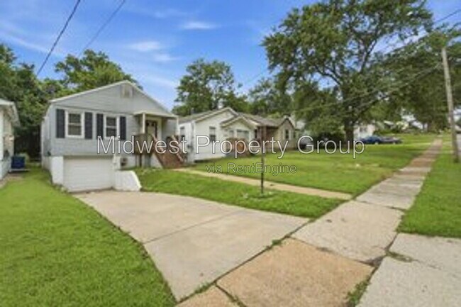 Building Photo - 249 S Hartnett Ave