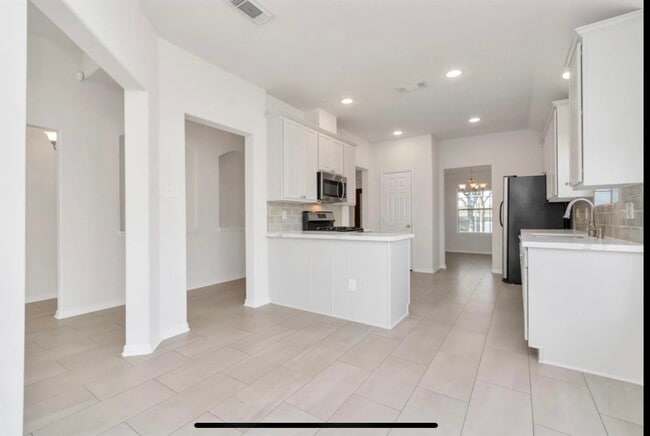 Building Photo - 20911 Sage Laurel Ln