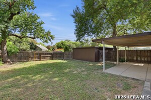 Building Photo - 801 Oblate Dr