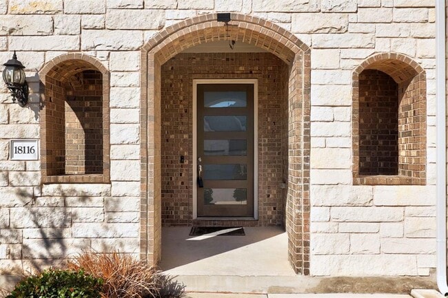 Building Photo - 18116 Leccion Dr