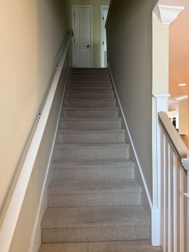 Building Photo - 1830 Candlewood Court #208