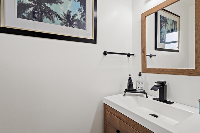 Building Photo - 12726 Peconic Ct