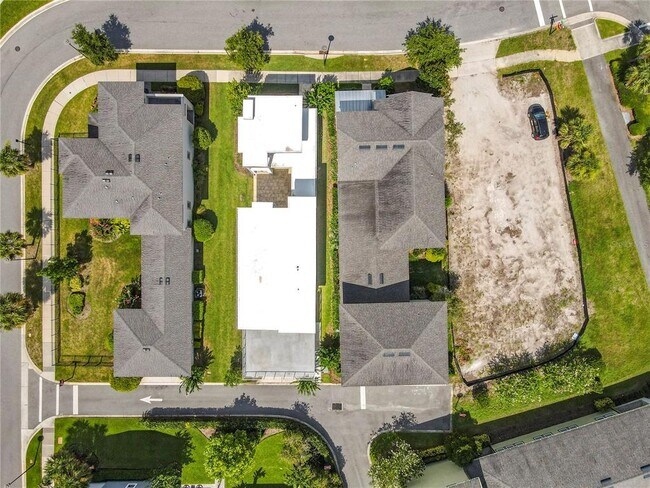 Building Photo - 13450 Gabor Ave