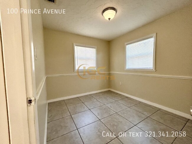 Building Photo - 100 Prince Ave