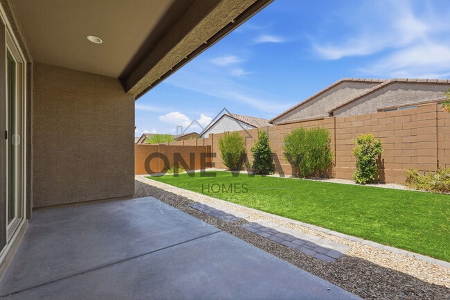 Building Photo - 2962 E Mohave Ln