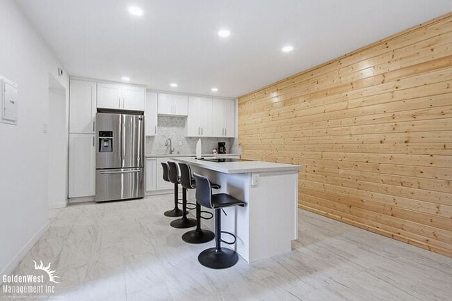 Building Photo - Newly Updated 1Bdm 1Ba Unfurnished ADU with Views in Cardiff By the Sea!