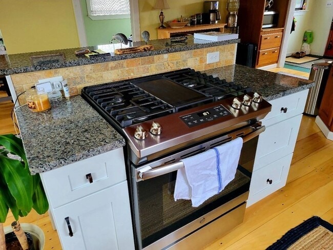 Building Photo - 13 Plum Island Blvd