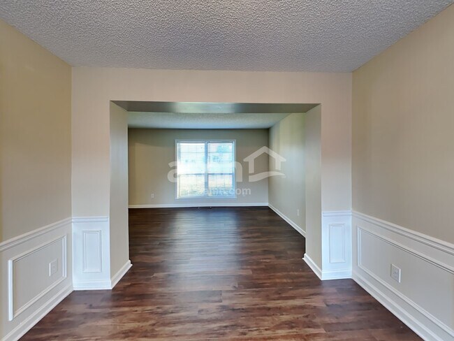 Building Photo - 2237 Tallapoosa Dr