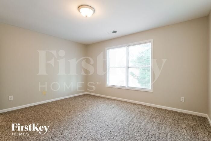 Building Photo - 952 Simonton Glen Dr SE