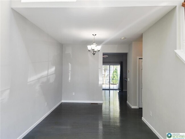 Building Photo - 254 Blue Sage Dr