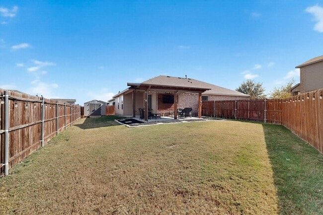 Building Photo - 1801 Velarde Rd