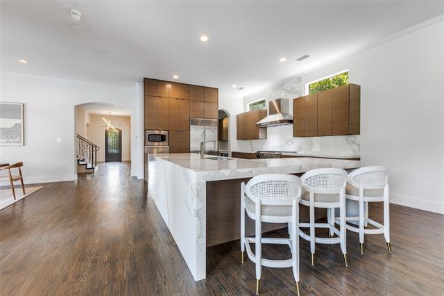 Building Photo - 8647 Wingate Dr