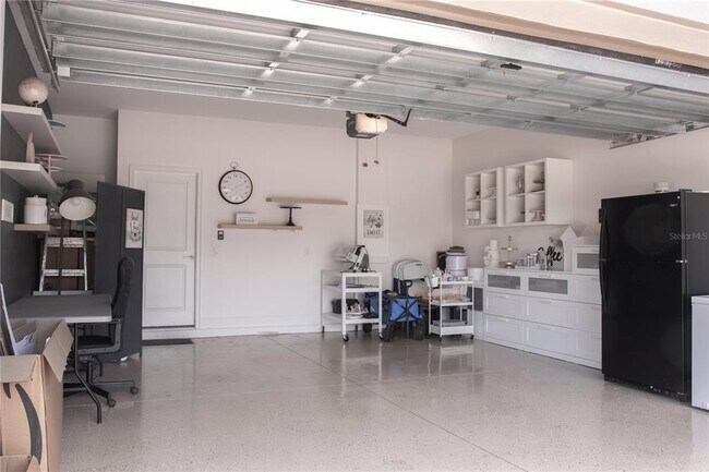 Building Photo - 10125 Campanula Ct