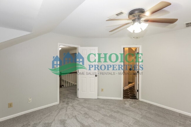 Building Photo - 9223 N Vicksburg Park Ct