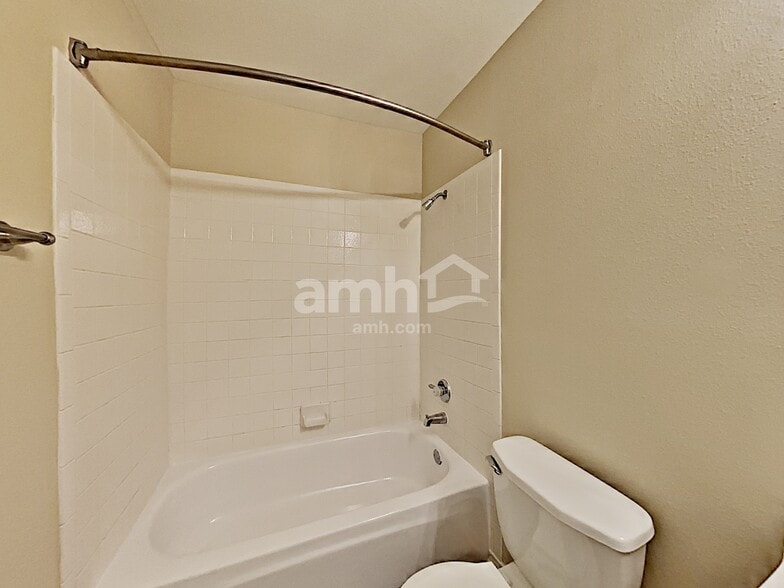 Building Photo - 12202 Gwendolen Dr