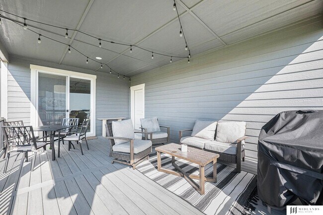 Building Photo - 11976 S 118th Ave