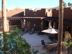 Building Photo - AVAILABLE NOW!!! GATED COMMUNITY - THE RAVEN - WITH GREAT AMENITIES