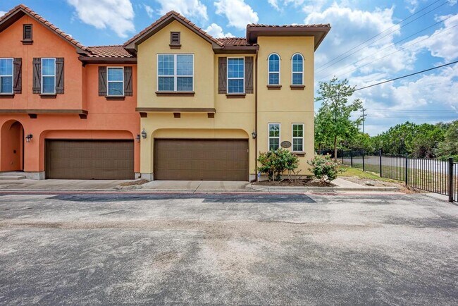 Primary Photo - 12300 Terraza Cir