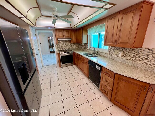 Building Photo - 1497 Krin Ct NE