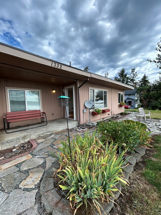 Building Photo - George, M (1332 Penn Cove Road)