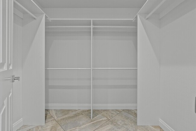 Building Photo - 618 Sinaloa Rd