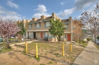 Building Photo - 4904 Ithaca Ave