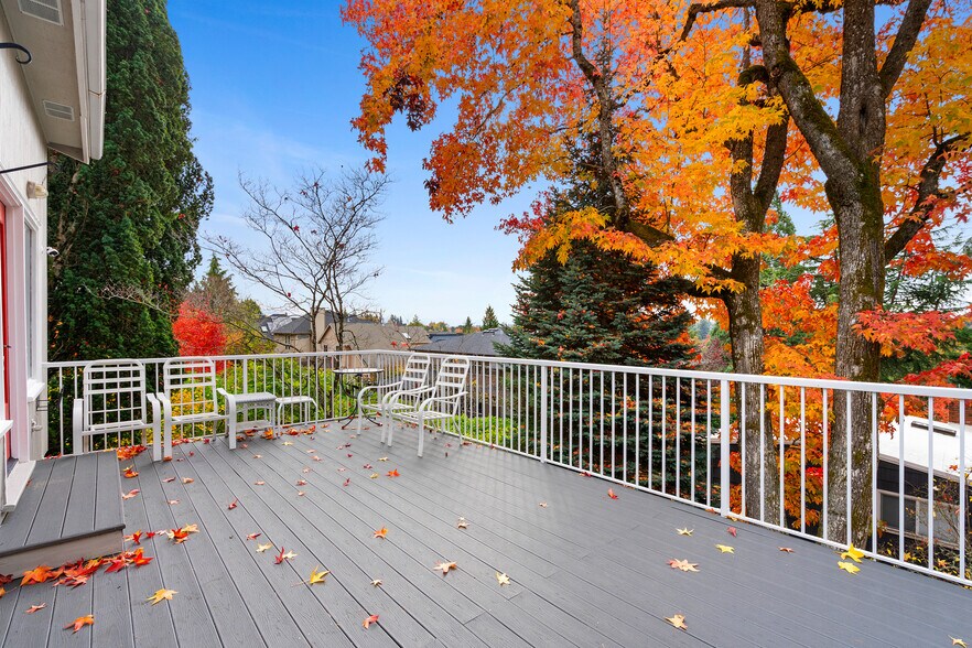 Building Photo - 6008 SW 21st Ave