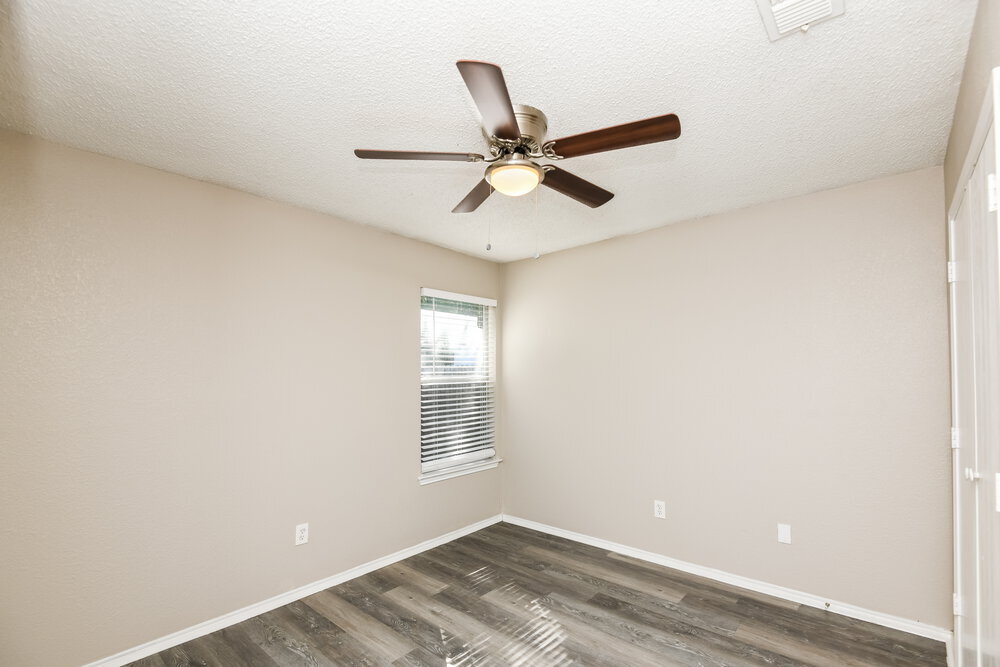 Building Photo - 10509 Shadywood Dr