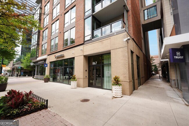 Building Photo - 867 Peachtree St NE