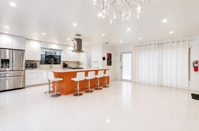 Building Photo - 963 Nautilus Isle
