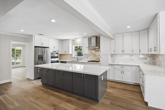Building Photo - 9407 Cranleigh Ct
