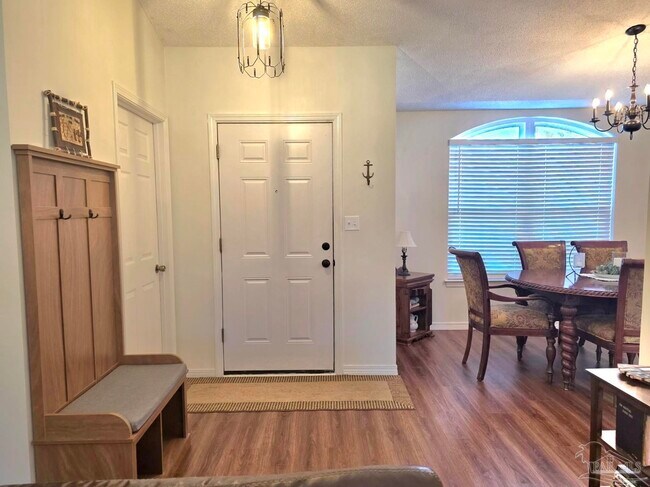 Building Photo - 11031 Bridge Creek Dr