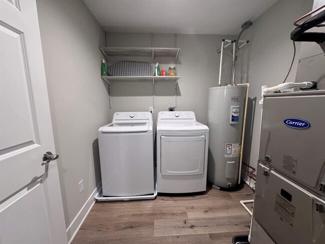 Building Photo - 1249 Kinsmoor Ave