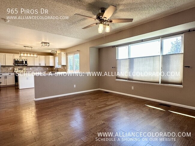 Building Photo - 965 Piros Dr