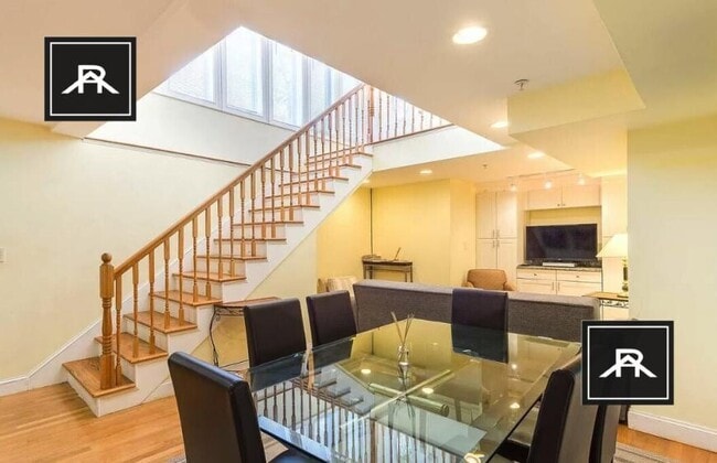 Building Photo - 4 bedroom in Boston MA 02121