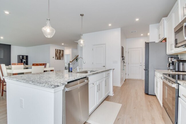 Building Photo - Harlem Beauty!