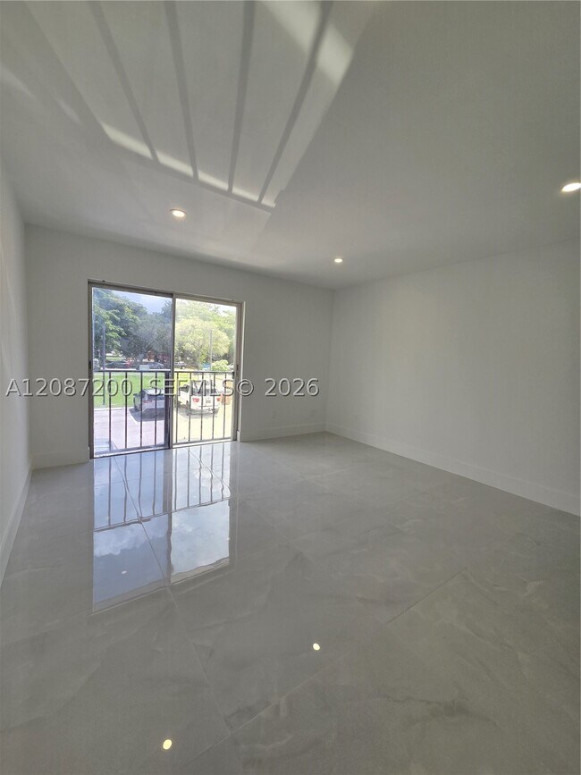 Building Photo - 15434 SW 85th Ln