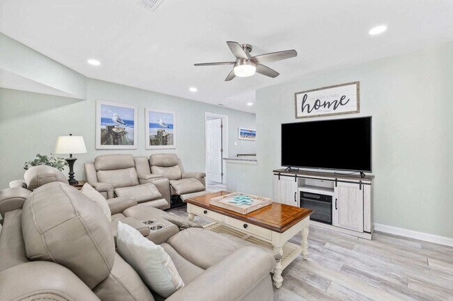 Building Photo - 430 Yaupon Ave