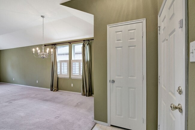 Building Photo - North McKinney Beauty