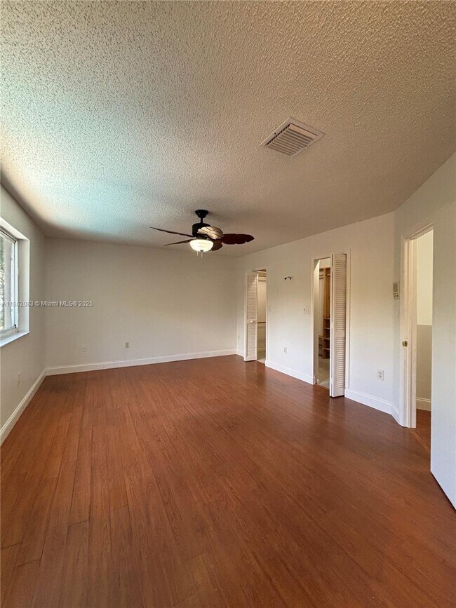 Building Photo - 7323 SW 158th Ave