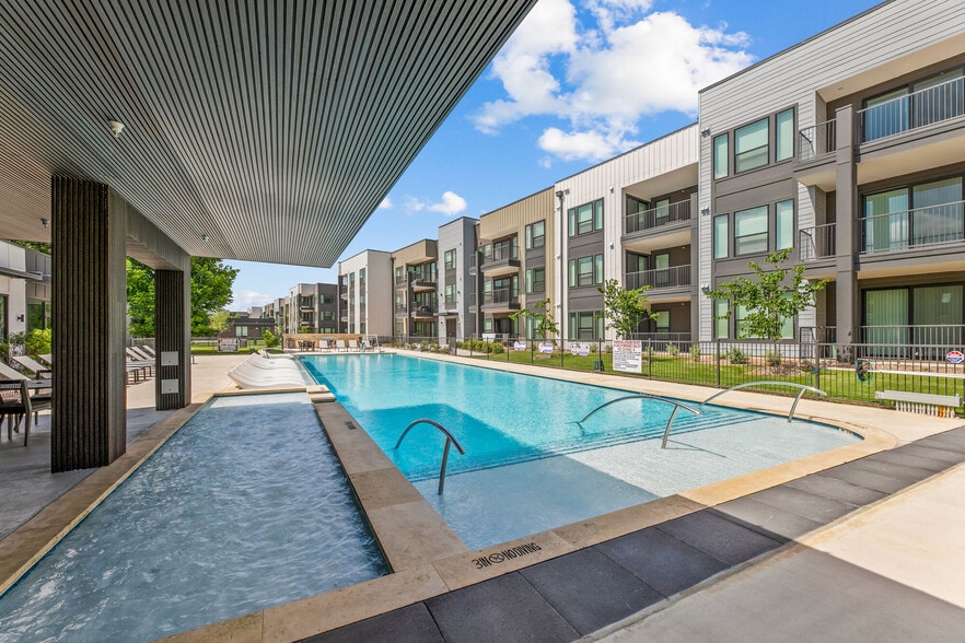 Building Photo - Us Cibolo