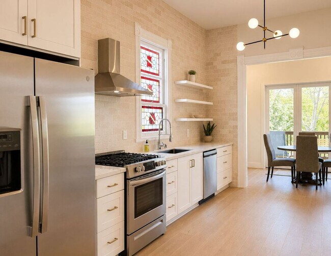 Building Photo - Timeless Character. Modern Lifestyle. Unbeatable Location.