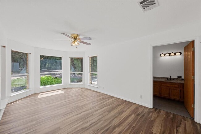 Building Photo - 4207 Deer Trail