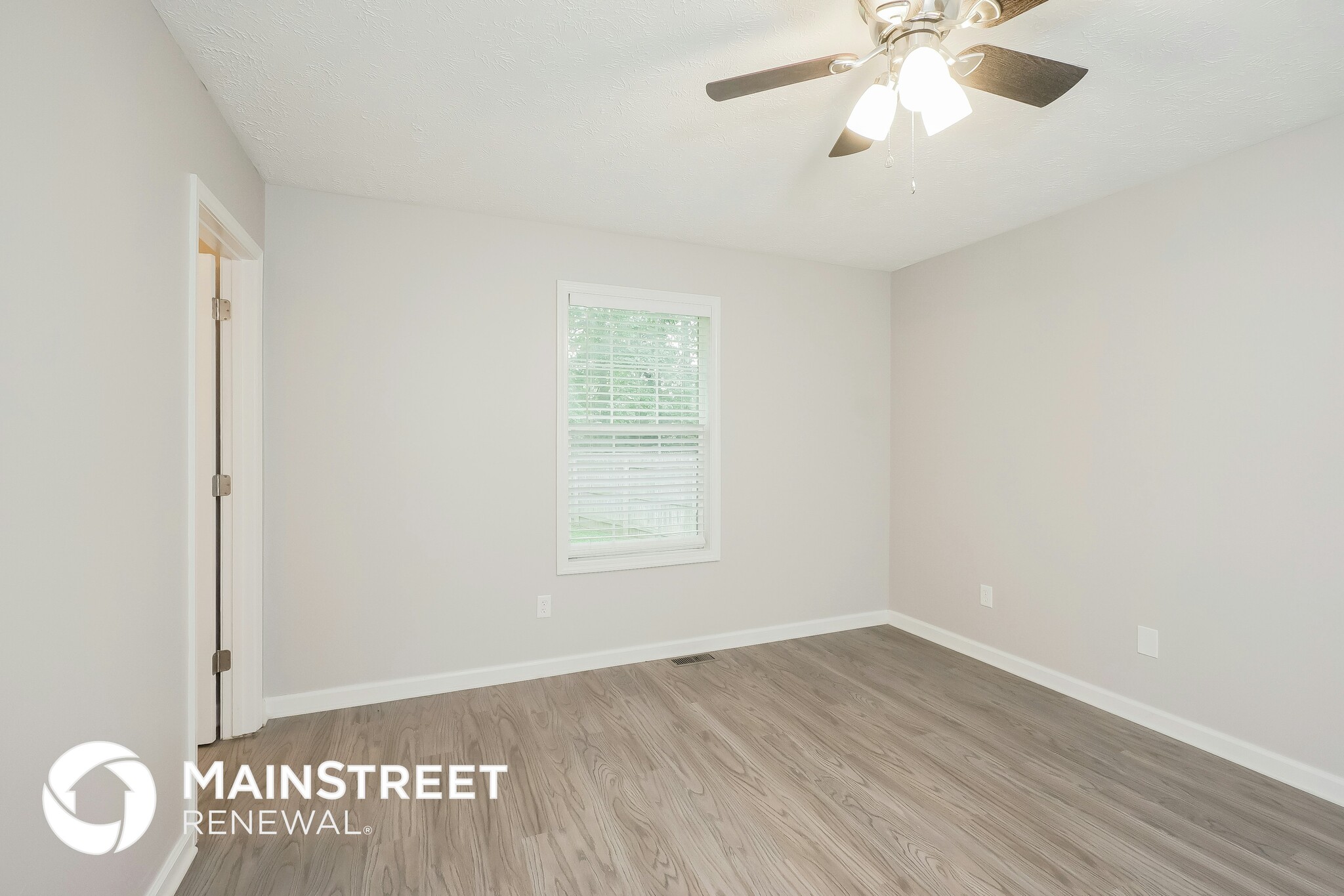 Building Photo - 806 Tin Dor Way