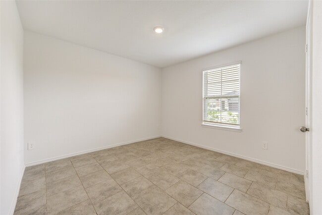 Building Photo - 7547 Cattle Walker Ct